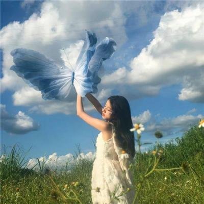 机场直击：圈内老戏骨私下抽烟，整整一周最新进展